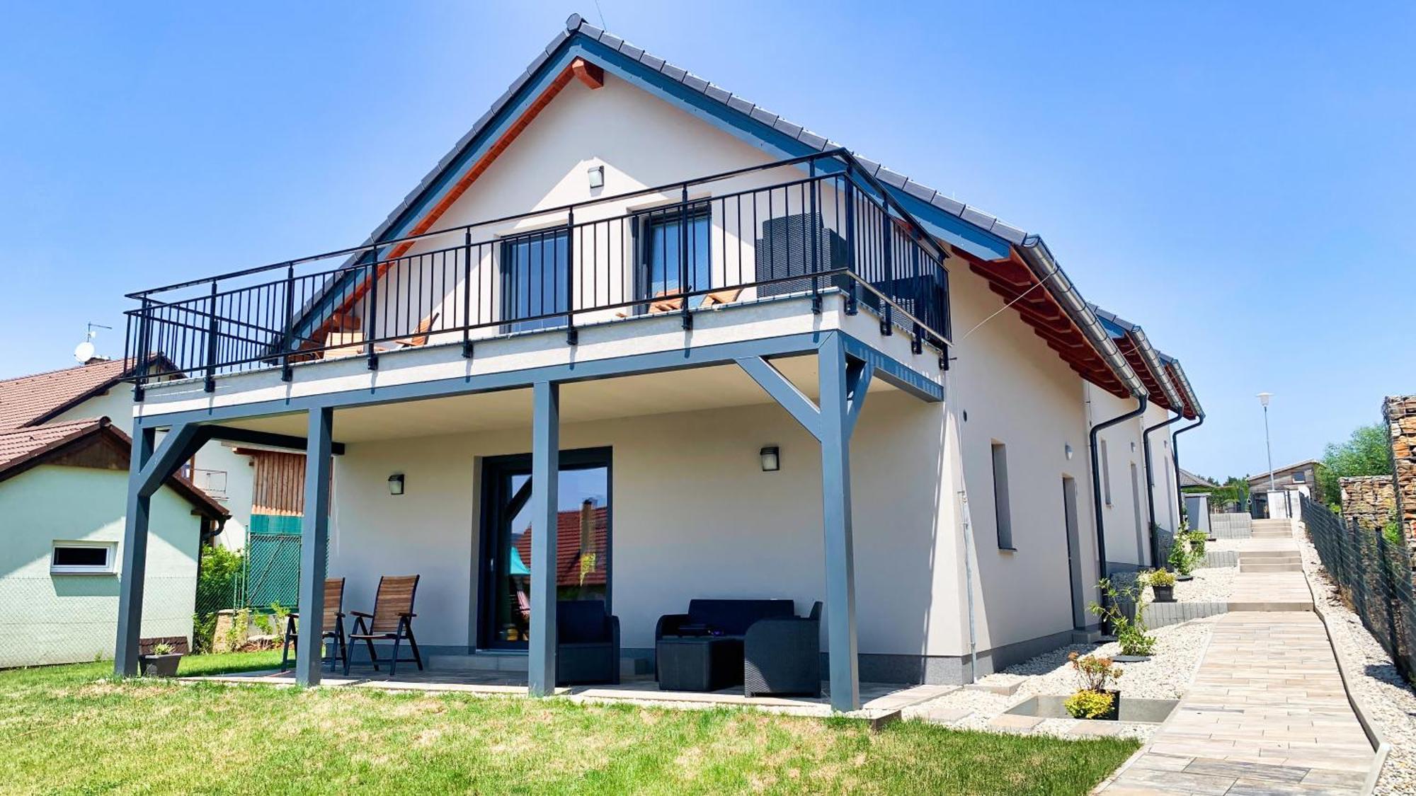 Apartmanove Domy Lipno 1 Фримбурк Екстер'єр фото
